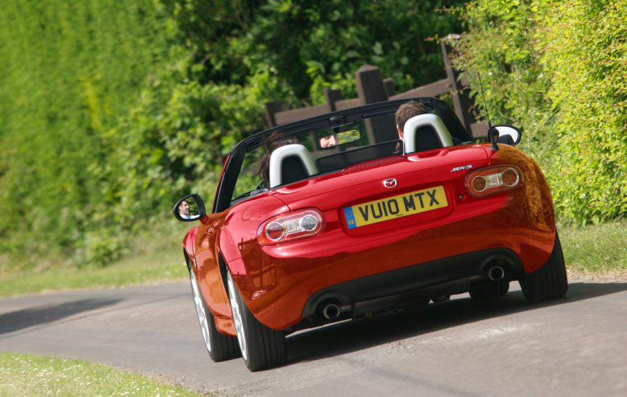  Mazda MX-5 Miyako 2010 года  (фото 4 из 6)